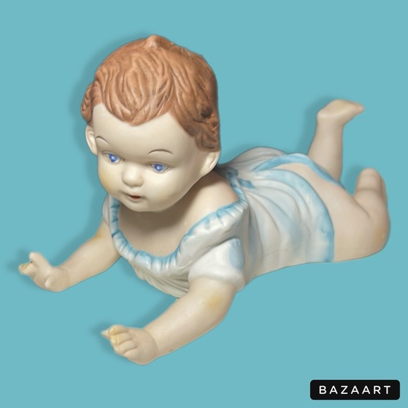 Vtg XL Porcelain Bisque Piano Baby 10” Figurine Draped Outfit Crawling - Picture 2 of 8